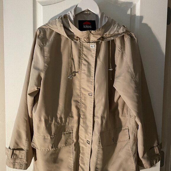 totes Jackets & Blazers - totes women rain jacket